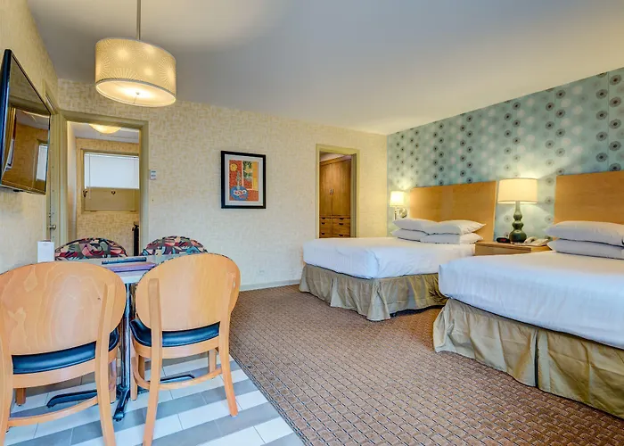 Hotel Carleton Of 3*