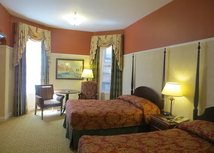 Carleton Of Hotel Oak Park