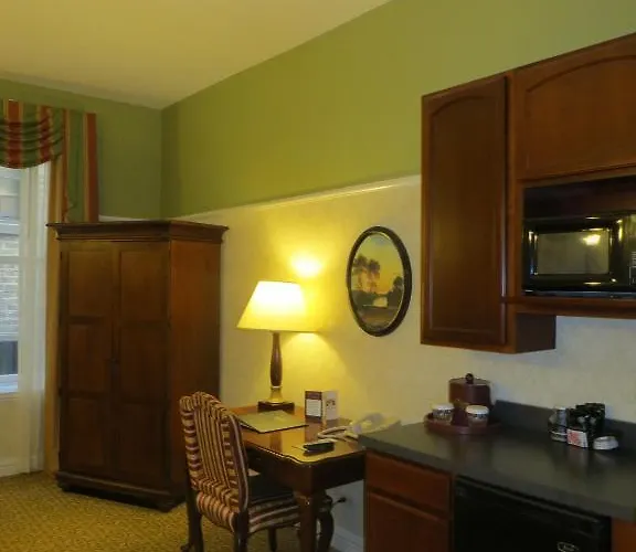 Hotel Carleton Of Oak Park
