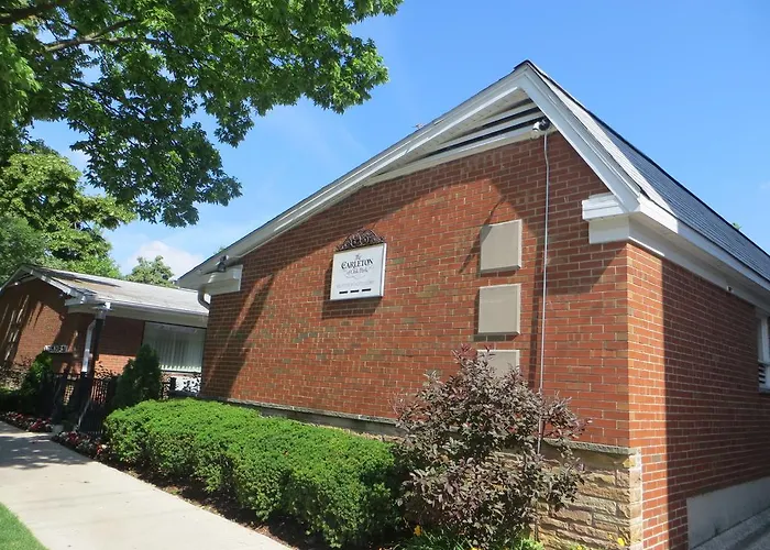 Hotel Carleton Of Oak Park